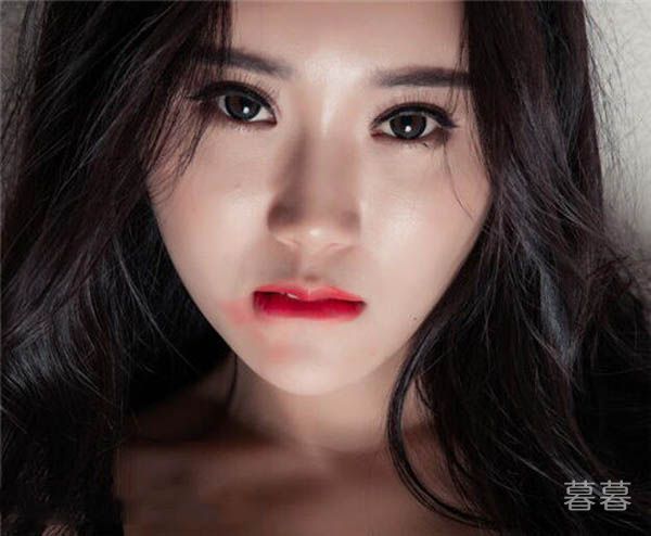 两个按背师轮上我 按背男给我添下面 我被按背师做了三次