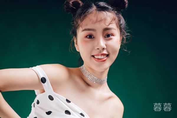 让女神看湿的长篇污文,公交被扶着腰从后面慢慢深入,短篇h公系列车全