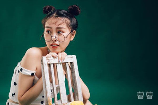 让女神看湿的长篇污文,公交被扶着腰从后面慢慢深入,短篇h公系列车全