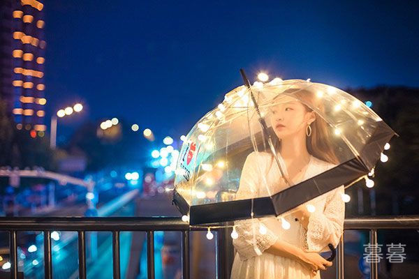 ���ܻƺܻƵ�ϸ��С˵ �������ڴ���������Ƶ