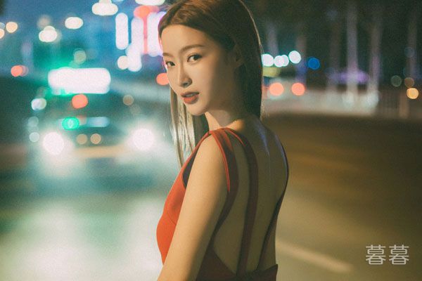 撕开嫂嫂又紧又湿蕾丝内,腰一沉挺身贯穿了她软小雪,第十三章柱子你别停啊