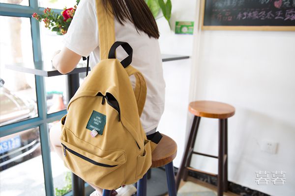 ��һ����Ů��ʦ���� ��ʦ���ҽ�,����������