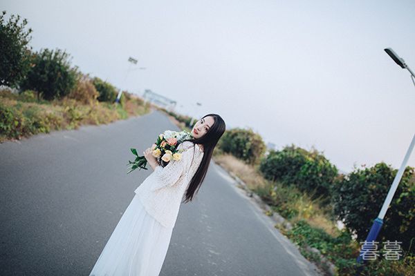 ����������һ��Ů�� �������������ȥ����