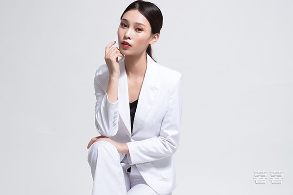 ���������ҹ��̿��� ��ͷ̽�˽�ȥ��ĺ�ˬ