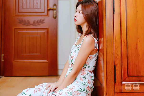 第096章浴房春潮 轻轻顶进表妹闺蜜如嫩的