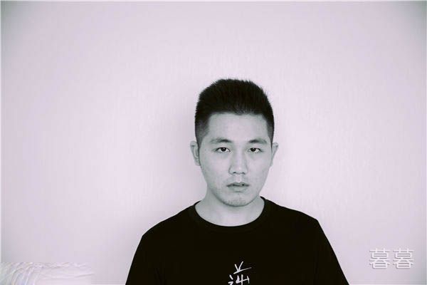 ���Թ��³��������� ��Ū��ɫ�߹�����