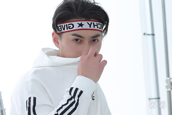 ���Թ��³��������� ��Ū��ɫ�߹�����