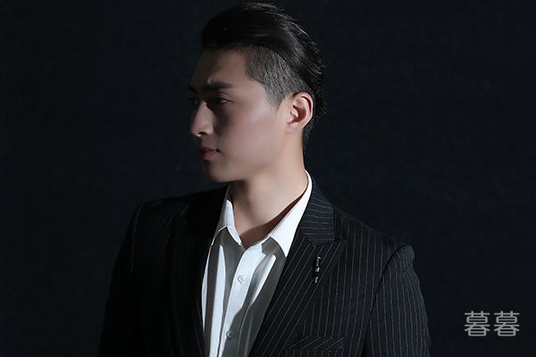 ���˱��ĺ�Ҳ�ᰮ��ģ����������ʵ�ܼ򵥣�