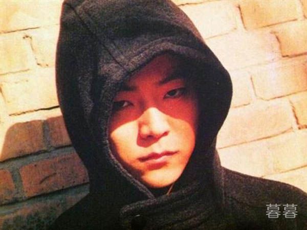 王菲为什么喜欢窦唯如今的中年油腻大叔喜欢恬淡的生活