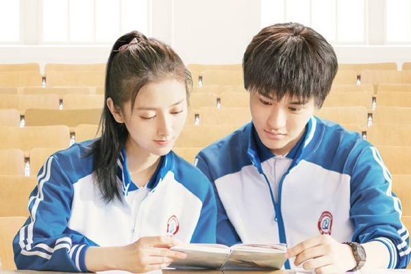 一根木头林洛嫣结局 她喜欢姜慕凡还是邵天扬